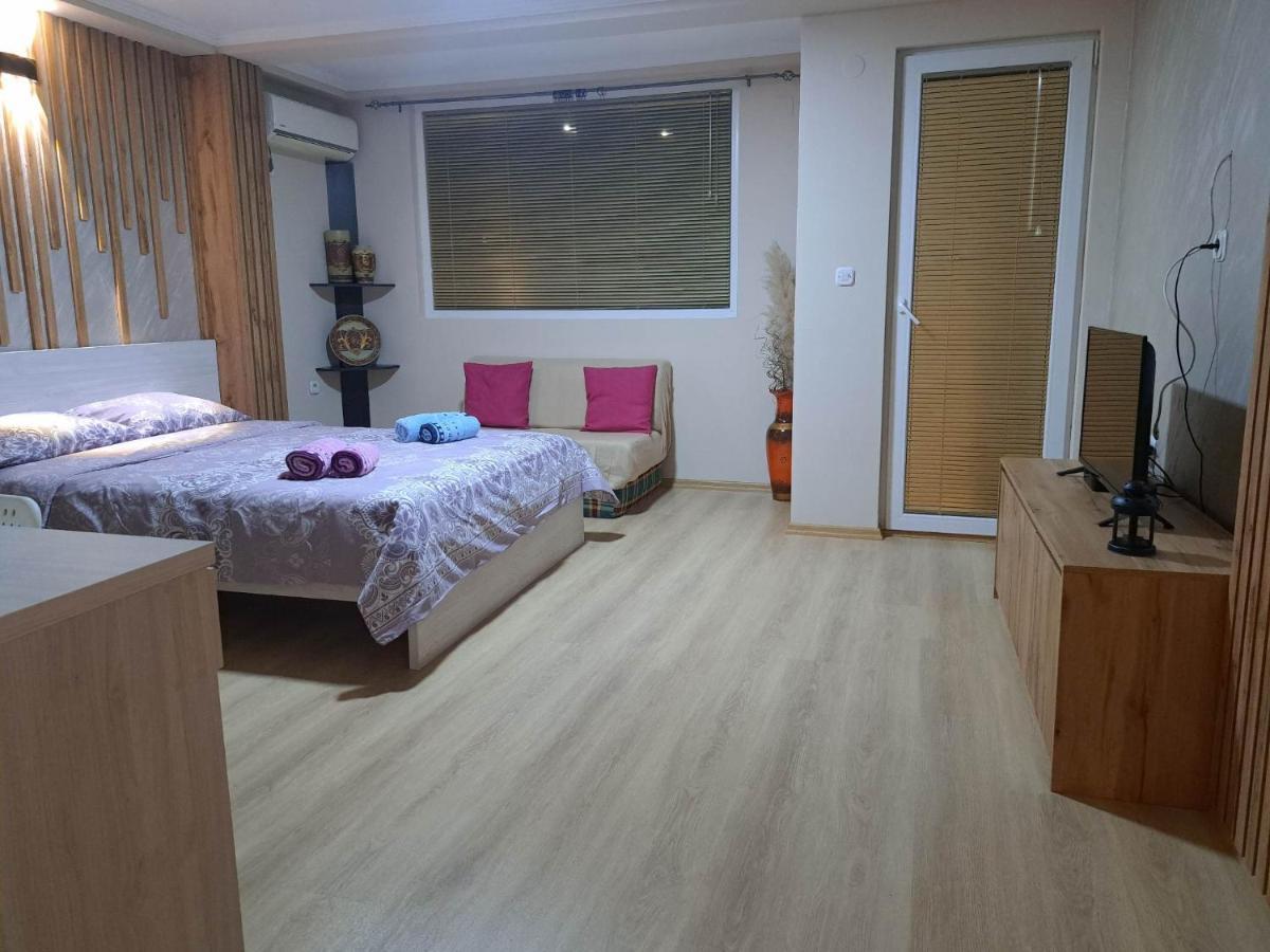 Villa Renessans Охрид Екстериор снимка