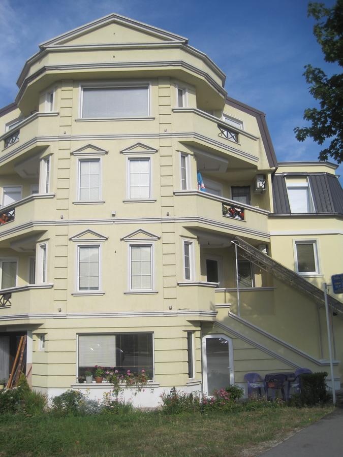 Villa Renessans Охрид Екстериор снимка
